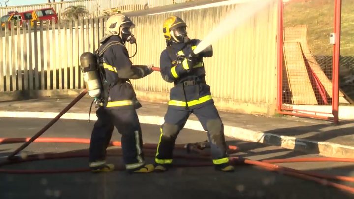 Dia do Bombeiro Brasileiro: Heróis que arriscam as suas vidas para proteger Dia do Bombeiro Brasileiro: Heróis que arriscam as suas vidas para proteger