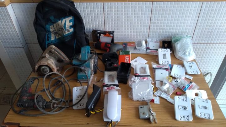 POLÍCIA CIVIL RECUPERA OBJETOS FURTADOS NO BAIRRO CIDADE ALTA.