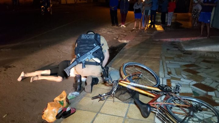 ACIDENTE ENVOLVENDO MOTO E BIKE DEIXA SENHORA FERIDA