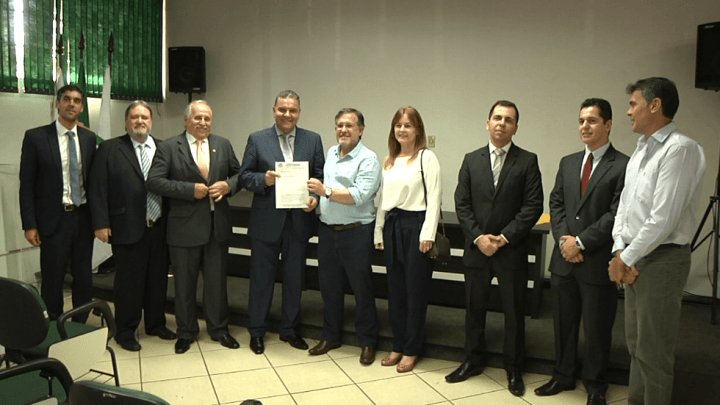 PRESIDENTE DO TRIBUNAL DE JUSTIÇA DO PARANÁ RECEBE PEDIDO DE VARA DE EXECUÇÃO PENAL PRA CAMPO MOURÃO