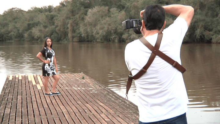 PROJETO CONTO DE FADAS: MENINAS TIRAM FOTOS NO PARQUE DO LAGO E PARTICIPAM DE COQUETEL COM PATROCINADORES