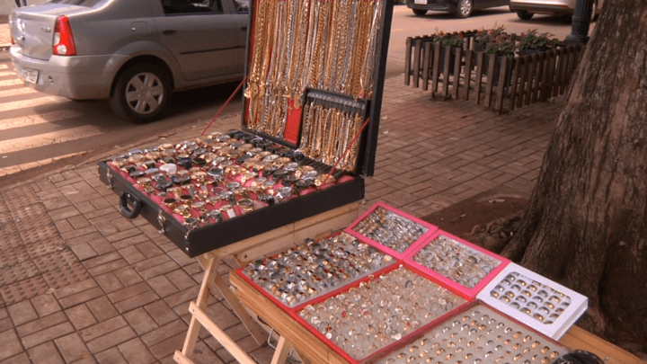 Vice-Presidente da comissão dos ambulantes fala da regulamentação no centro de Campo Mourão Vice-Presidente da comissão dos ambulantes fala da regulamentação no centro de Campo Mourão