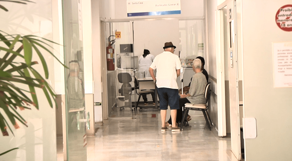 Atendimento de qualidade e humanizado: INCAM de C.Mourão acolhe pacientes de 18 cidades da região