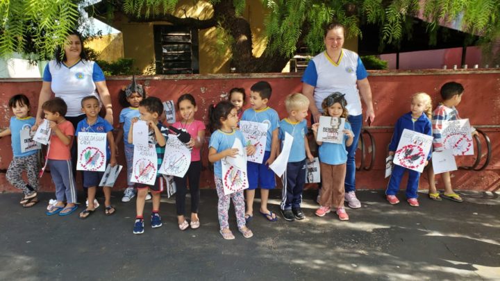 Centro Infantil Tancredo Neves no Cohapar promoveu arrastão contra a dengue