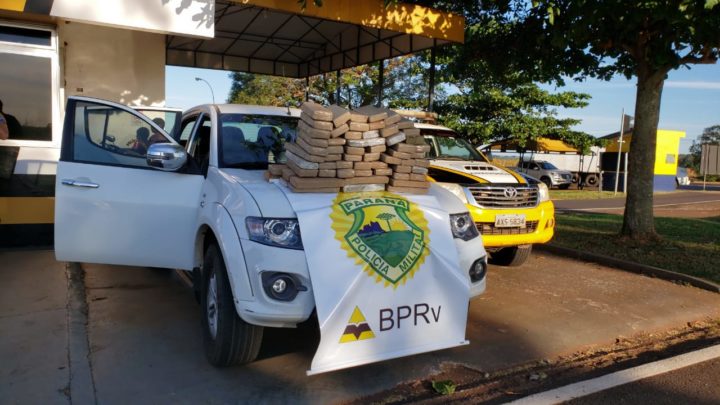 Polícia Rodoviária Estadual apreende camionete com 700kg de maconha na PR-487