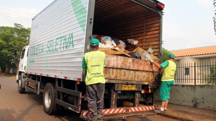 Seleta paralisa serviços de coleta de materiais recicláveis em Campo Mourão