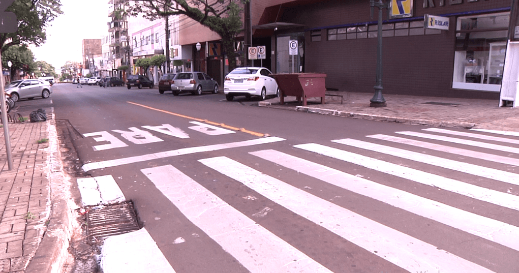 ACICAM comunica fechamento do comércio em Campo Mourão