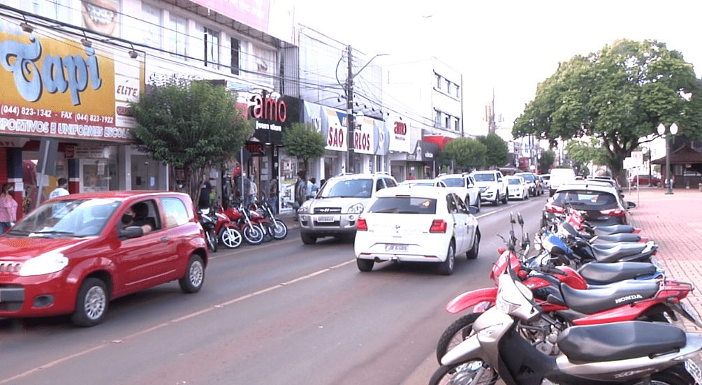 Mourãoense reclama de falta de estacionamento na área central da cidade