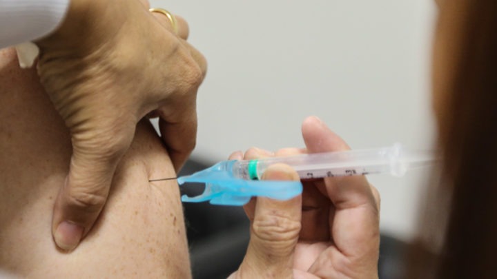 Vacinação contra a gripe é retomada em Campo Mourão
