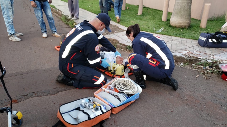 Acidente entre motocicletas no jardim Albuquerque deixou três pessoas feridas