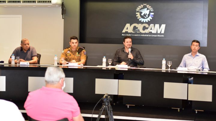 Campanha Campo Mourão cidade Natal foi lançada em reunião mensal da ACICAM