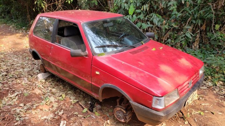Carro furtado no jardim Modelo é encontrado próximo ao parque das Torres em Campo Mourão