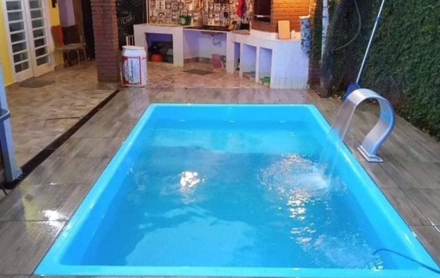 As altas temperaturas em Campo Mourão fez aumentar as vendas de piscinas