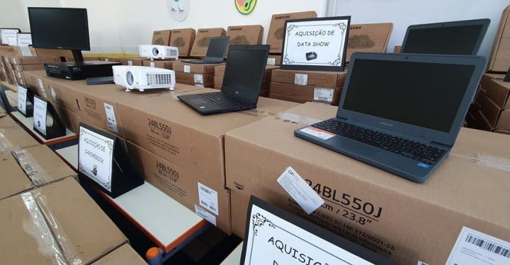 Governo do Paraná libera recursos para aquisição de computadores nas escolas Municipais de C.Mourão