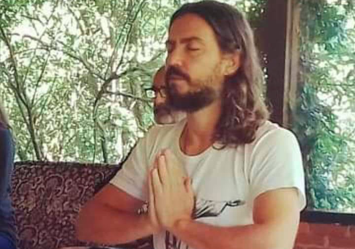 Atropelado na estrada Boiadeira em Campo Mourão, professor de ioga Alfredo Neto morre no hospital