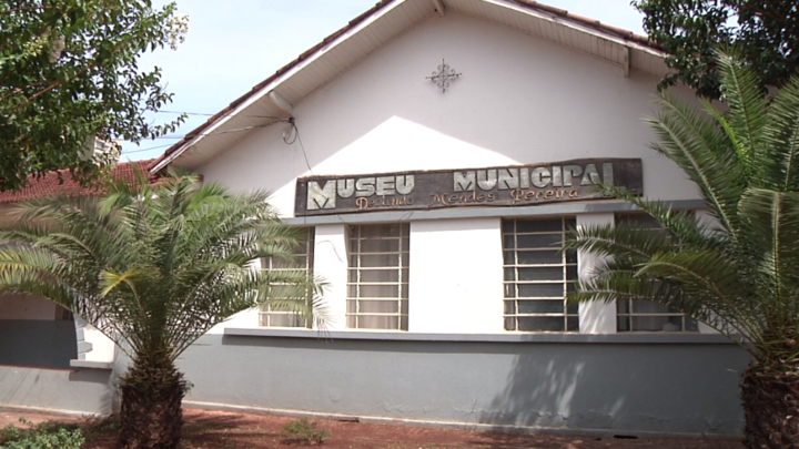 Criminosos atacam Museu Municipal