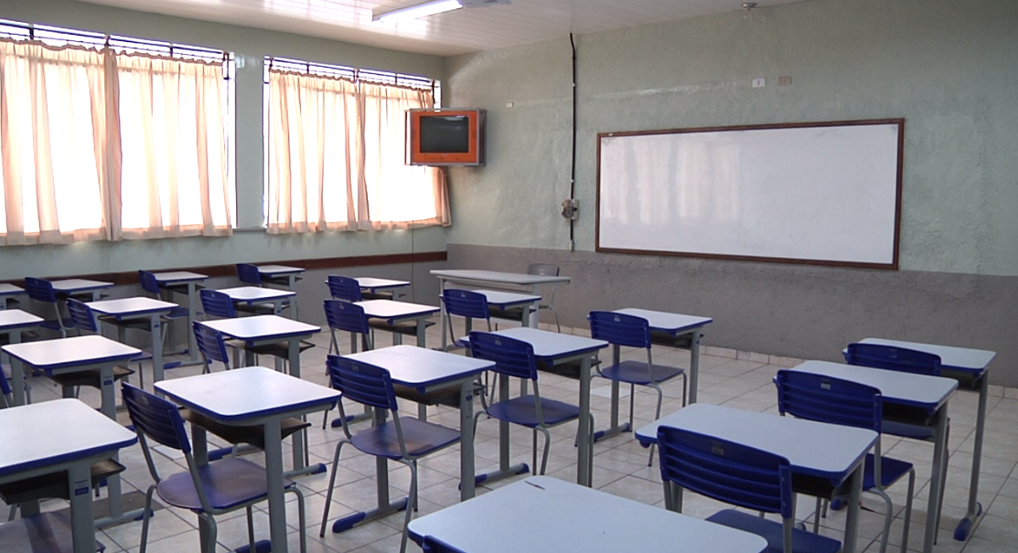 Governo do Estado do Paraná contrata 4 mil novos professores