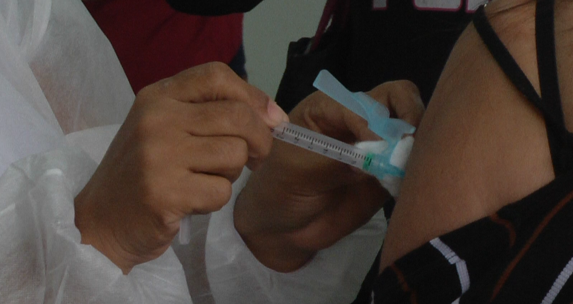 Paraná deve receber mais 413,8 mil vacinas contra a Covid-19