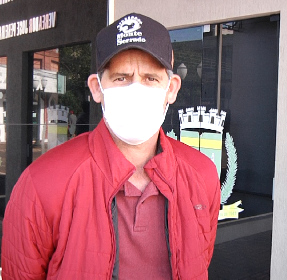 Vereadores aprovam em primeiro turno lista de vacinados contra COVID-19