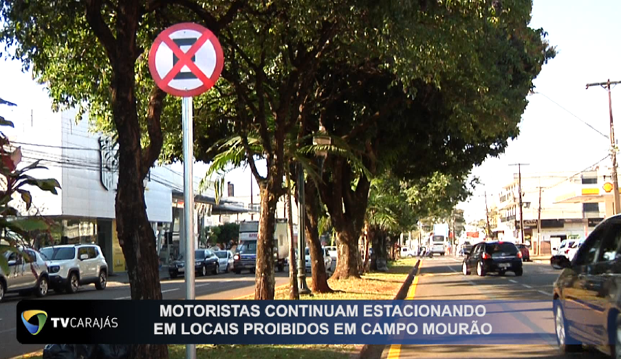 Motoristas continuam estacionando em locais proibidos em Campo Mourão