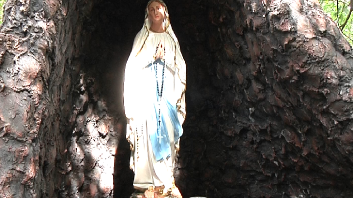 Gruta de Nossa Senhora de Lurdes em Campo Mourão