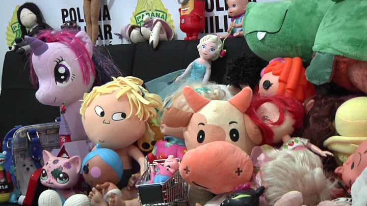 11º BPM realiza operação “Criança Feliz” para arrecadar brinquedos 11º BPM realiza operação “Criança Feliz” para arrecadar brinquedos