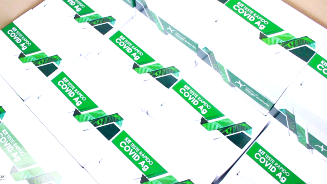 11ª regional de saúde faz entrega de vacinas e testes rápidos