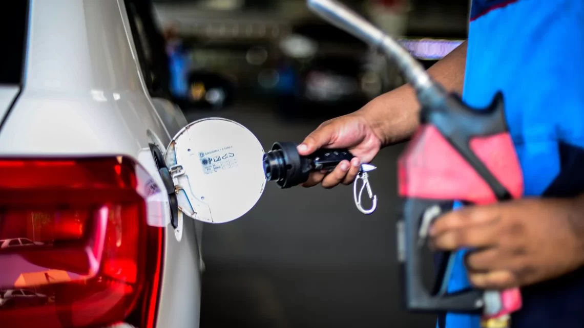 Petrobras reajusta preços da gasolina e do diesel