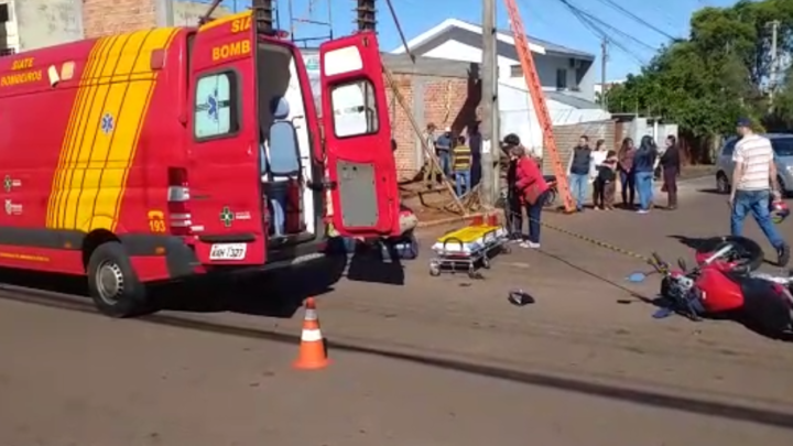 Menor pilotando moto se envolve em acidente e fica ferido