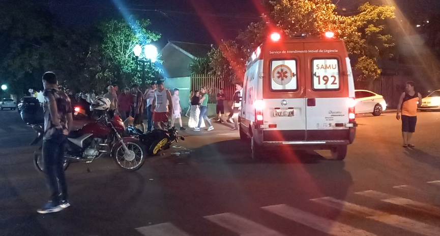 Motociclista fica ferido ao atingir carro que avançou preferencial na Vila Urupês