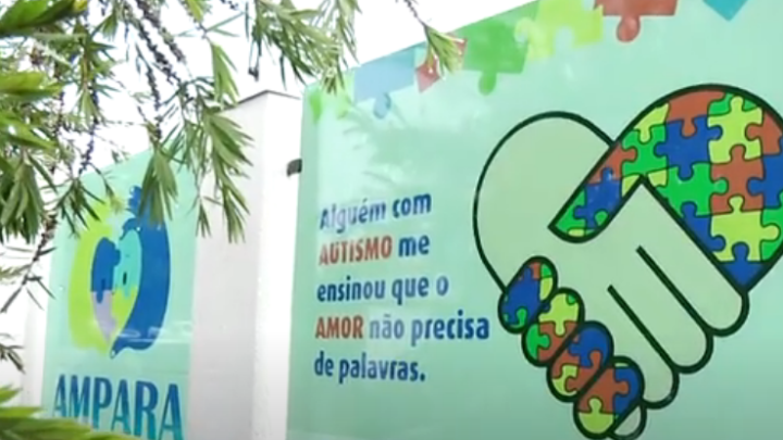 “Ampara beneficia alunos na aprendizagem” diz secretária de educação “Ampara beneficia alunos na aprendizagem” diz secretária de educação