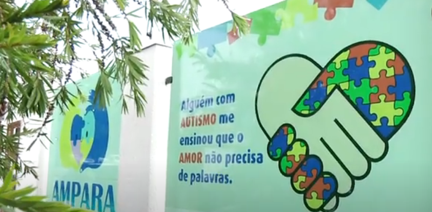 “Ampara beneficia alunos na aprendizagem” diz secretária de educação