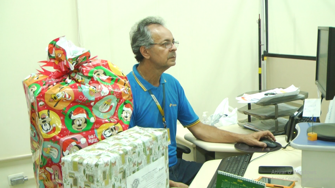 PAPAI NOEL DOS CORREIOS FAZ AÇÃO PARA ADOÇÃO DE CARTAS DE CRIANÇAS