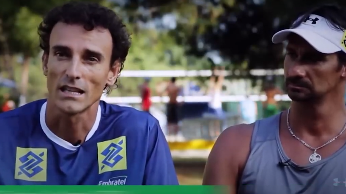 EMANUEL DO VÔLEI FAZ PALESTRA EM CAMPO MOURÃO