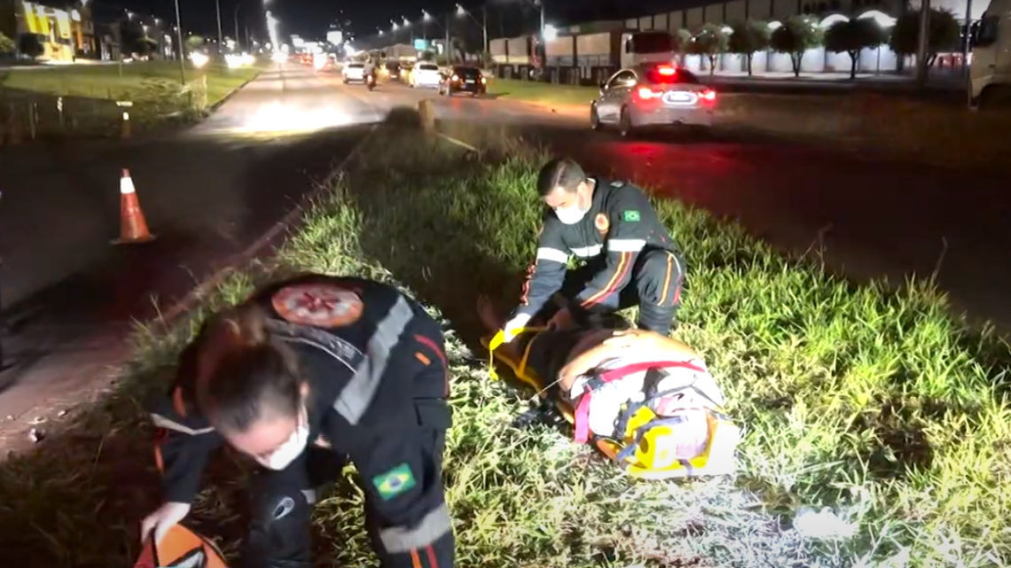 HOMEM FICA FERIDO APÓS CAIR COM SUA MOTOCICLETA NA PR -158