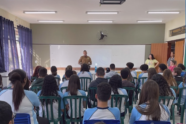 DEPOIS DE 05 ANOS O PROERD VOLTA A CAMPO MOURÃO