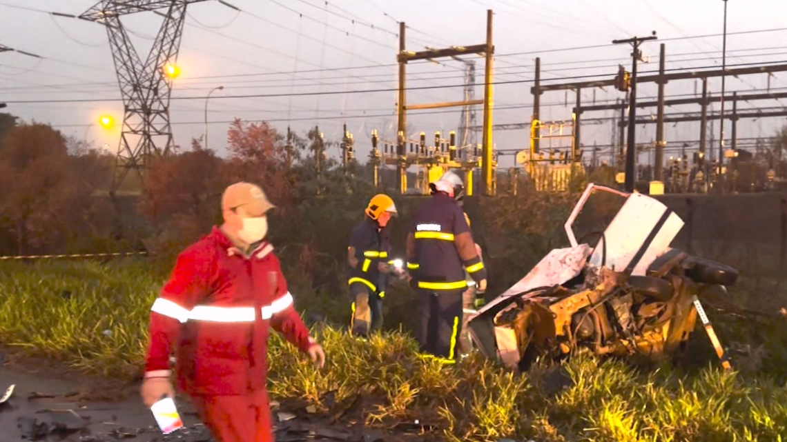 TRAGÉDIA NA PR-487: DUAS PESSOAS MORRERAM APÓS SE ENVOLVER EM GRAVE ACIDENTE