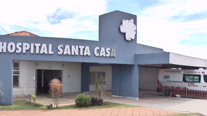 PRIMEIRA DAMA FAZ CAMPANHA DE COBERTORES PARA SANTA CASA