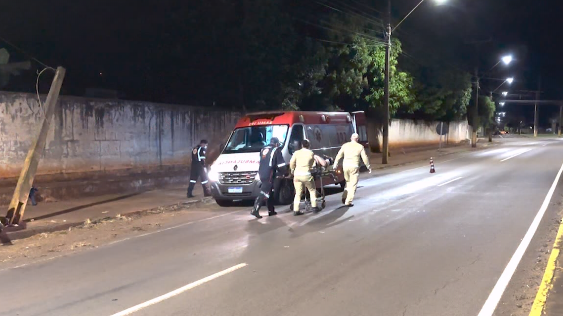 JOVEM FICA FERIDA APÓS SE ENVOLVER EM ACIDENTE NA PERIMETRAL DE CAMPO MOURÃO