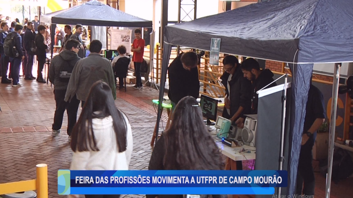 FEIRA DAS PROFISSÕES MOVIMENTA A UTFPR DE CAMPO MOURÃO