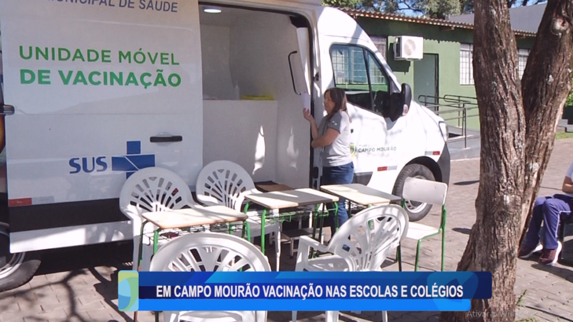 EM CAMPO MOURÃO VACINAÇÃO NAS ESCOLAS