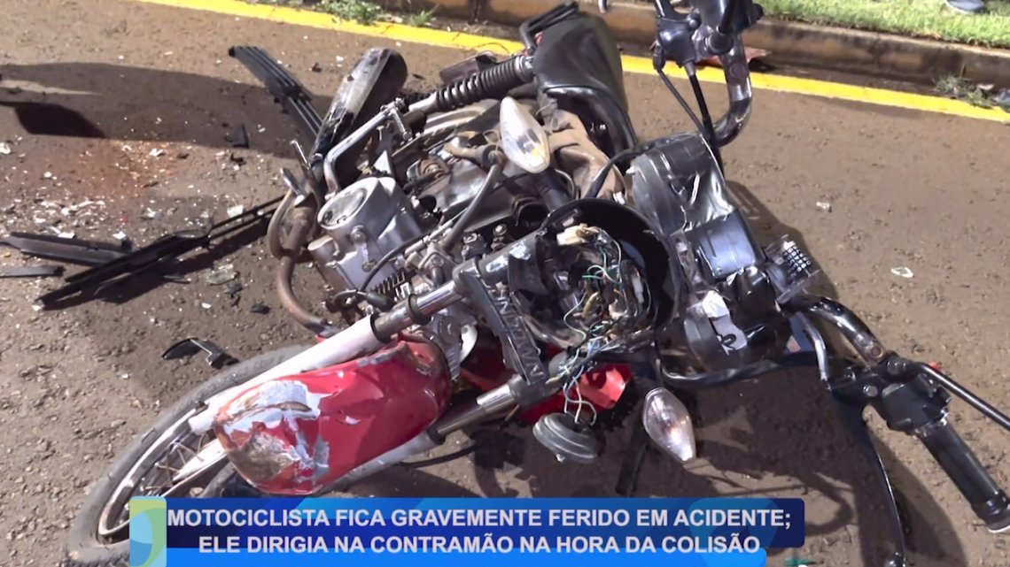 MOTOCICLISTA FICA GRAVEMENTE FERIDO EM ACIDENTE; ELE DIRIGIA NA CONTRAMÃO