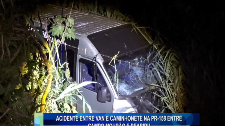 ACIDENTE ENTRE VAN E CAMIONETE NA PR-158 ENTRE CAMPO MOURÃO E PEABIRU