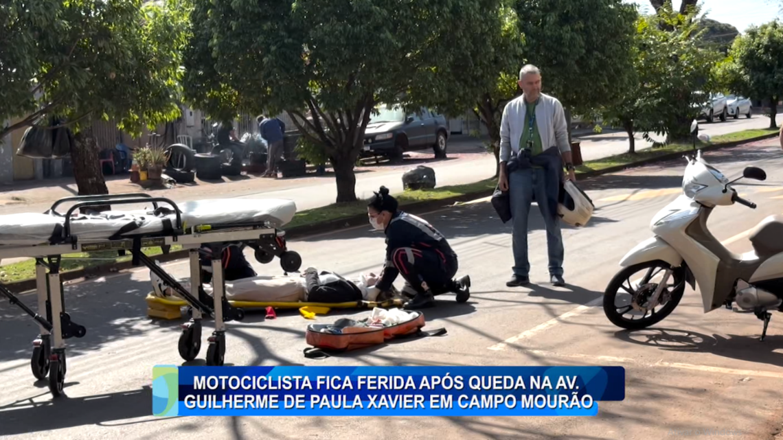 MOTOCICLISTA FICA FERIDA APÓS QUEDA NA AV. GUILHERME DE PAULA XAVIER EM CAMPO MOURÃO