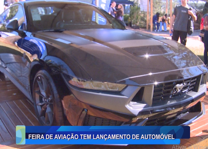 FEIRA DE AVIAÇÃO TEM LANÇAMENTO DE AUTOMÓVEL
