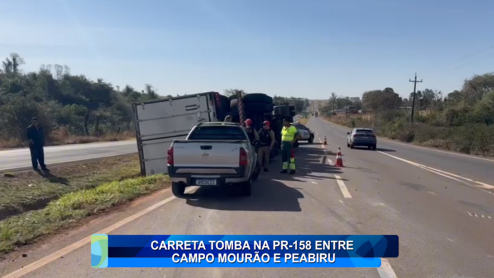 CARRETA TOMBA NA PR-158 ENTRE CAMPO MOURÃO E PEABIRU
