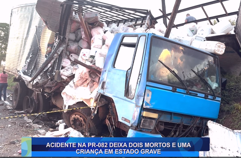 ACIDENTE NA PR-082 DEIXA DOIS MORTOS E UMA CRIANÇA EM ESTADO GRAVE