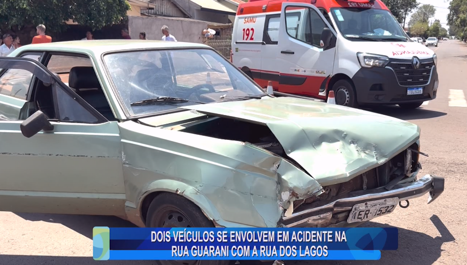 DOIS VEÍCULOS SE ENVOLVEM EM ACIDENTE NA RUA GUARANI COM A RUA DOS LAGOS