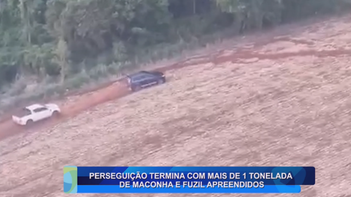 PERSEGUIÇÃO TERMINA COM MAIS DE 1 TONELADA DE MACONHA E FUZIL APREENDIDOS