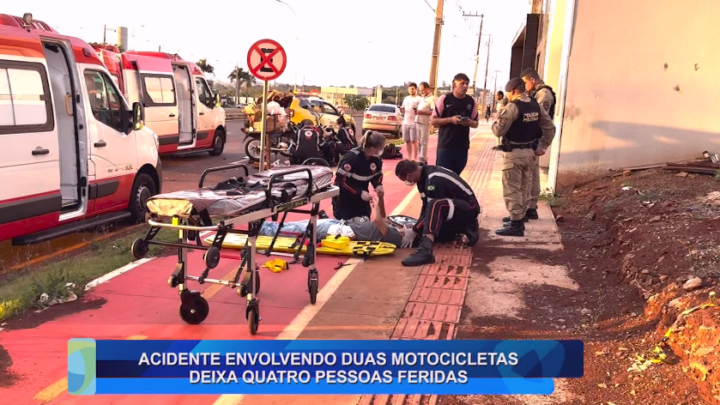 ACIDENTE ENVOLVENDO DUAS MOTOCICLETAS DEIXA QUATRO PESSOAS FERIDAS